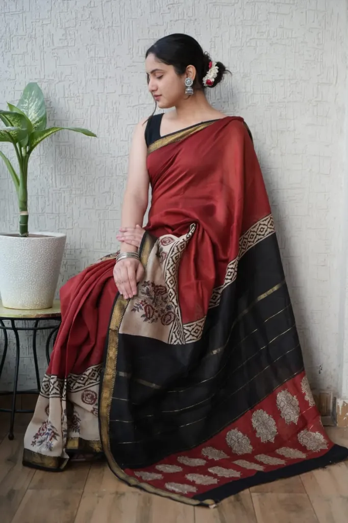 Hand block, kalamkari Ajrak Print  new   pattern  black and red  maheswari Silk saree