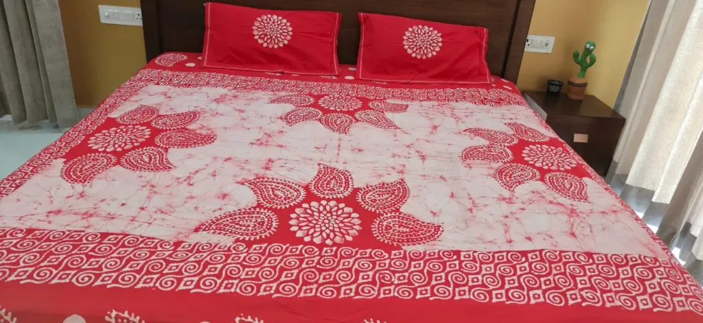 Hand batique  printed double  bed  red & white colour bedsheet