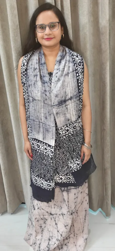 Hand block  and batique  printed Cotton suit with superfine mulmul  doriya  duptta (copy)